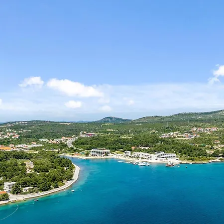 Cozy In With Outdoor Swimming Pool Holiday home Rogoznica (Sibenik-Knin)